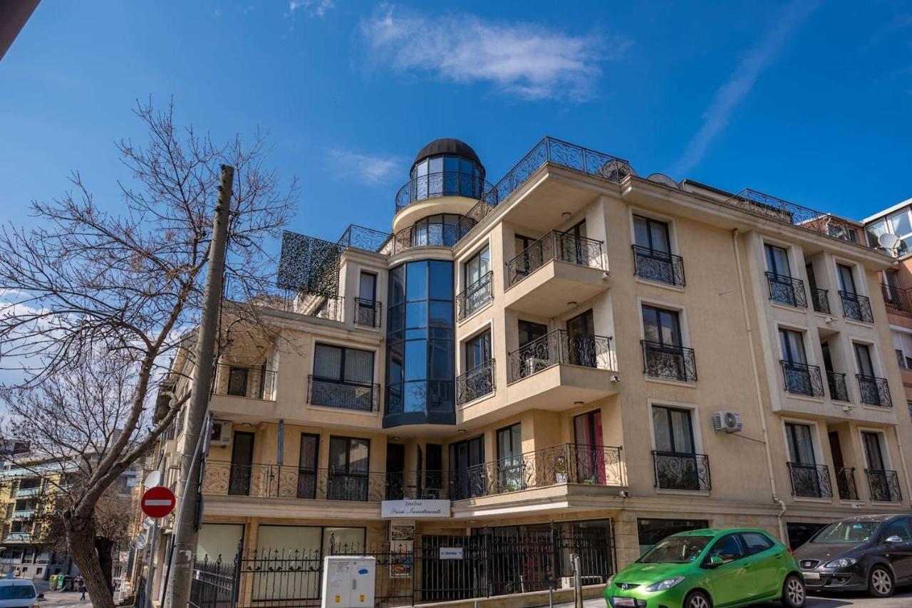 Minimalistic 1Br Flat With A Parking Spot Apartment Varna Luaran gambar