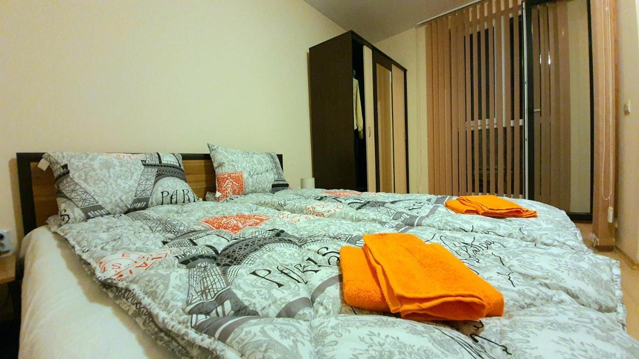 Minimalistic 1Br Flat With A Parking Spot Apartment Varna Luaran gambar