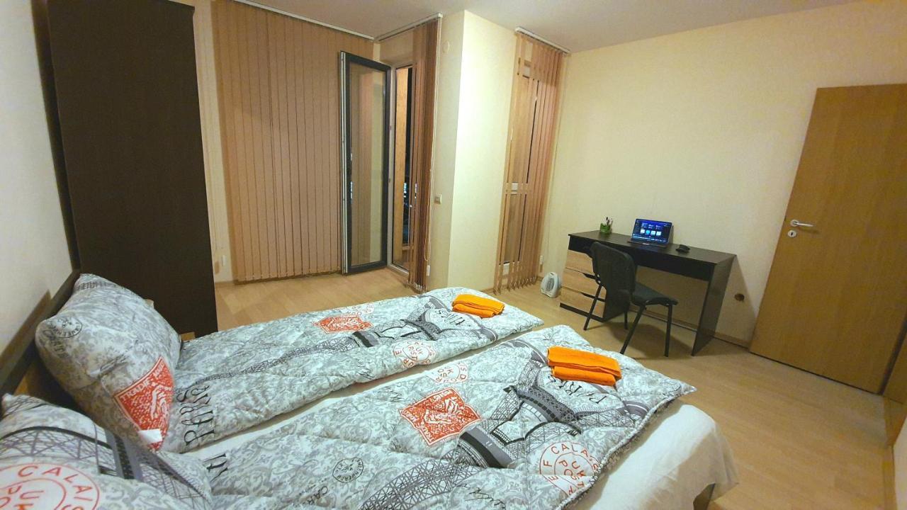 Minimalistic 1Br Flat With A Parking Spot Apartment Varna Luaran gambar