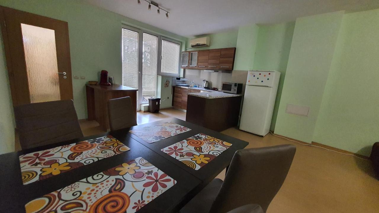 Minimalistic 1Br Flat With A Parking Spot Apartment Varna Luaran gambar
